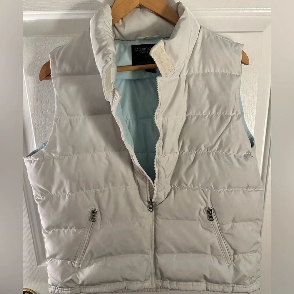 American Eagle White Puffy Vest Size Extra Large - Picture 2 of 7
